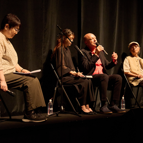 Événement spécial pré-projection, avec Simon Brook, Toshiyuki Tsuchitori, animé par Hiroko Yamaguchi (The Asahi Shimbun). Interprétation : Ayaka Oki.