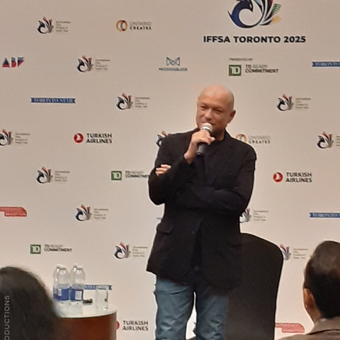 Échos d’une vision : conversation avec Simon Brook autour du Mahabharata de Peter Brook.